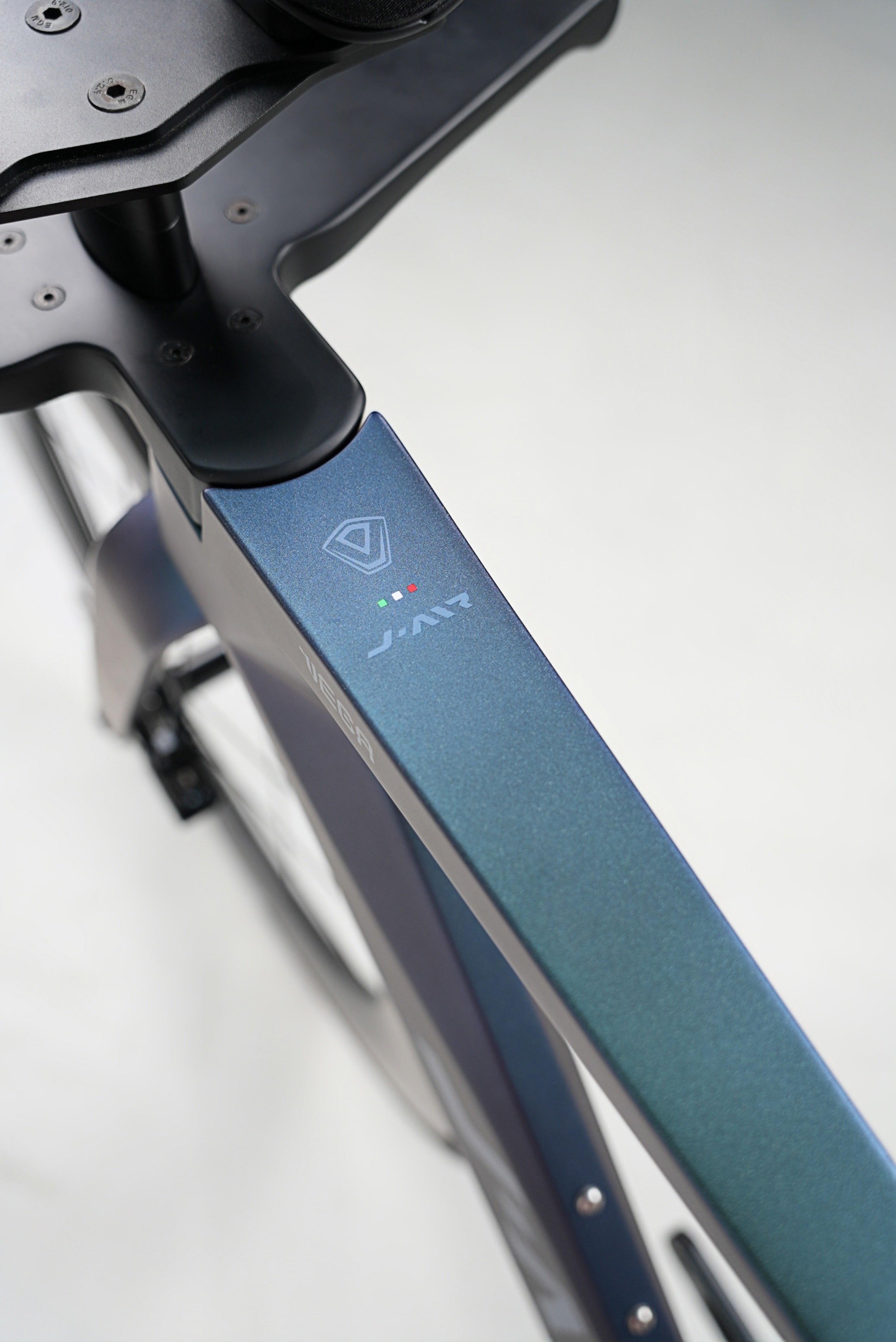 Java Rivalle Tt Bike Review VEGA TT LTWOO ER9 Full Carbon with Disc Carbon Wheel – Java Bike North ...